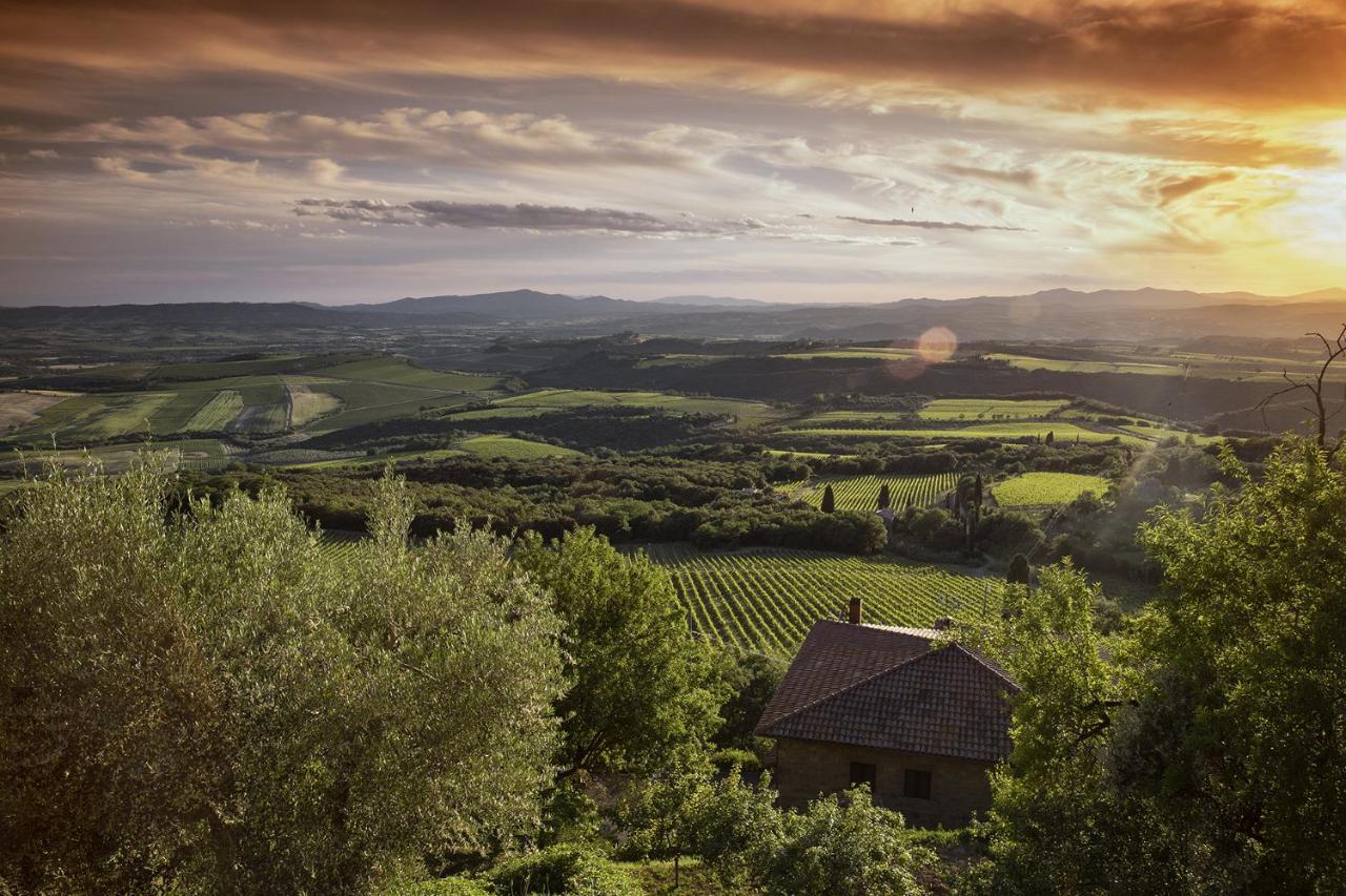 La Togata Hotellerie De Charme Relais Il Terrazzo Montalcino Ngoại thất bức ảnh